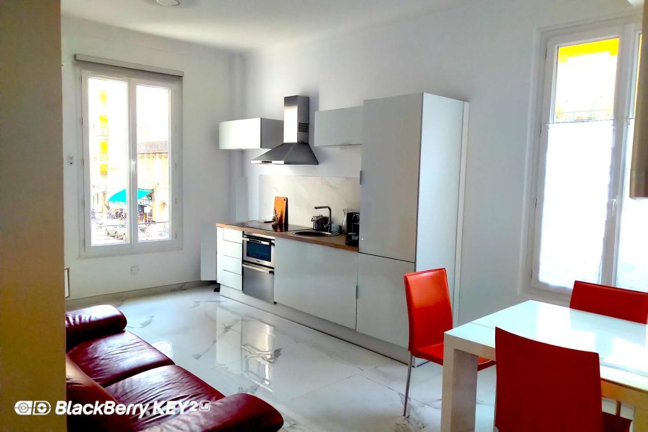 Suite Stalingrad Nizza Exterior foto