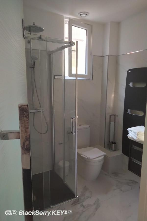 Suite Stalingrad Nizza Exterior foto