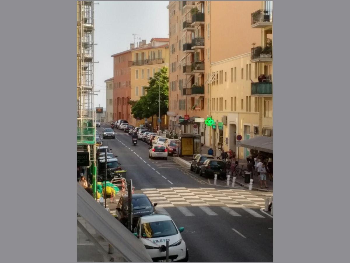 Suite Stalingrad Nizza Exterior foto